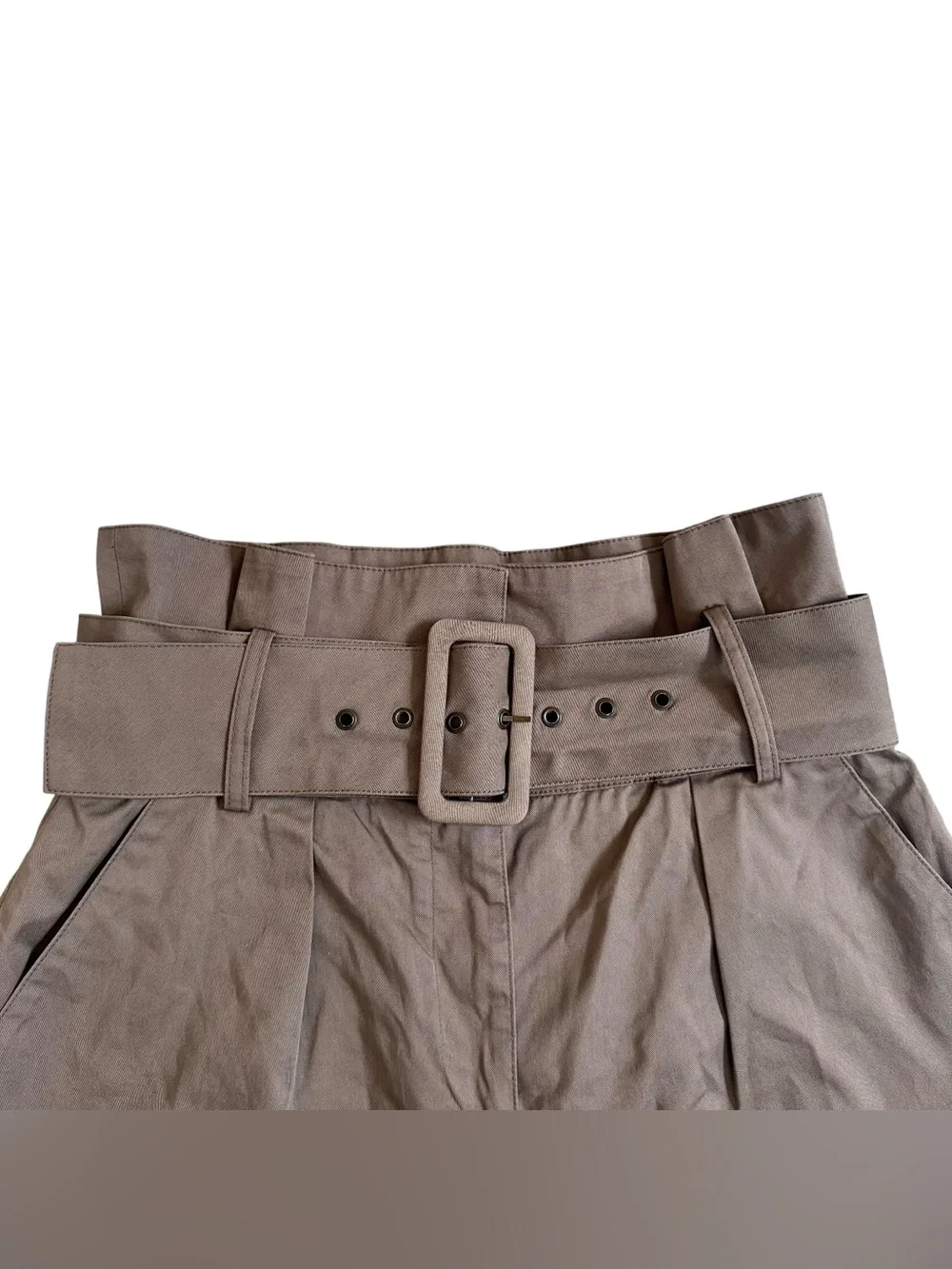 Ba&sh “Kook” Taupe Green Paperbag Belted Dressy Shorts Size Small